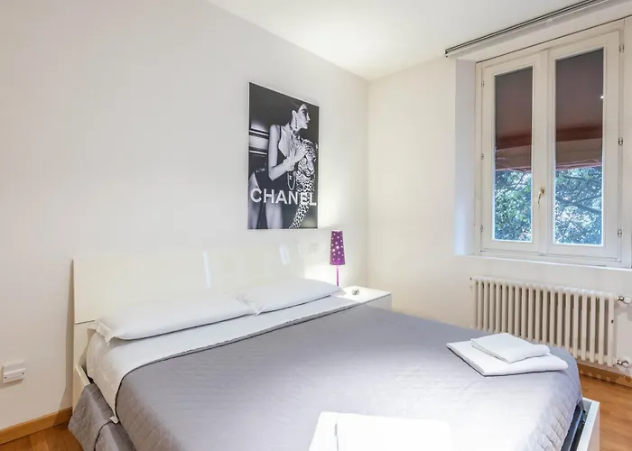 Maison Chanel, By Short Holidays * בולוניה