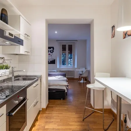 Maison Chanel, By Short Holidays Apartman