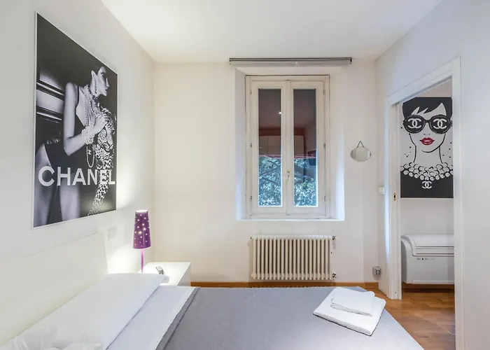 Maison Chanel, By Short Holidays شقة بولونيا