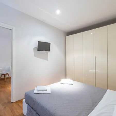 Maison Chanel, By Short Holidays * Bolonha